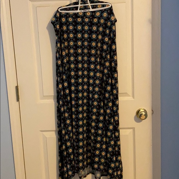 Cute LulaRoe Maxi Skirt - Picture 5 of 9